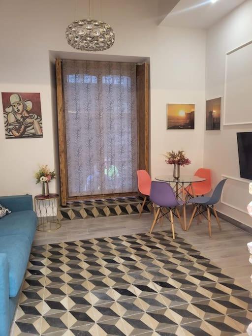 Demasiadas Companias Appartement